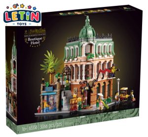3066-Piece Boutique Hotel Building Block Set